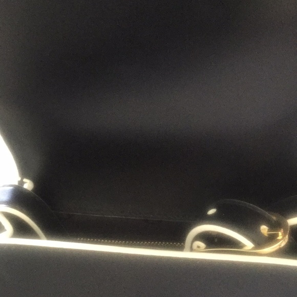 AuthenticTory burch bag - Picture 4 of 8